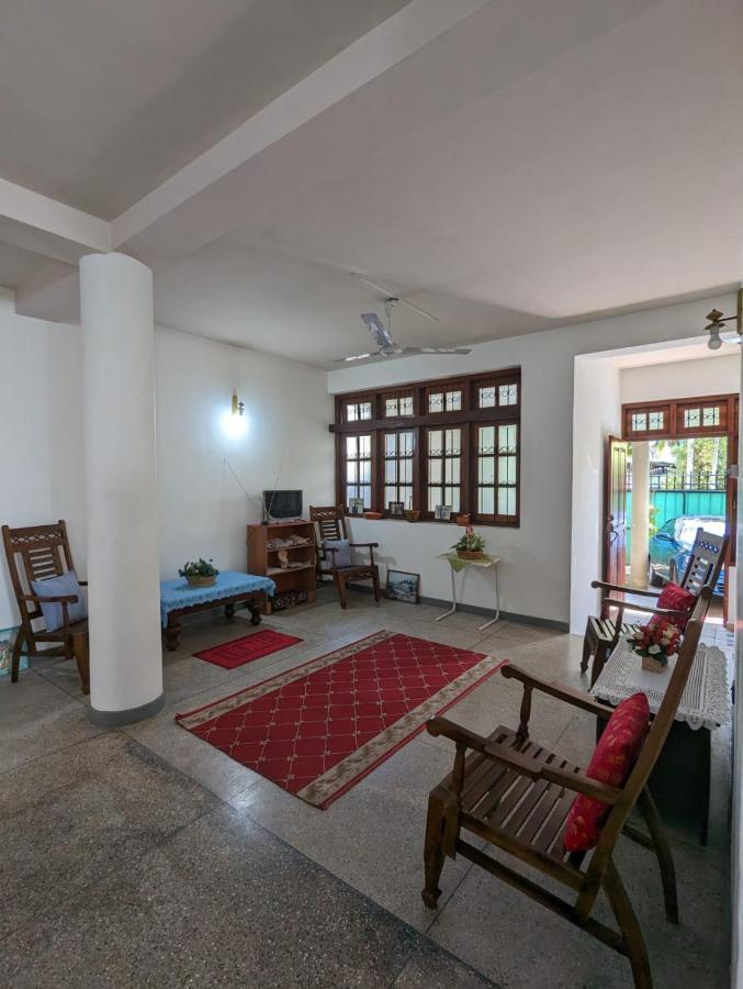 Shiranthi Guest House Rajagiriya Exterior photo